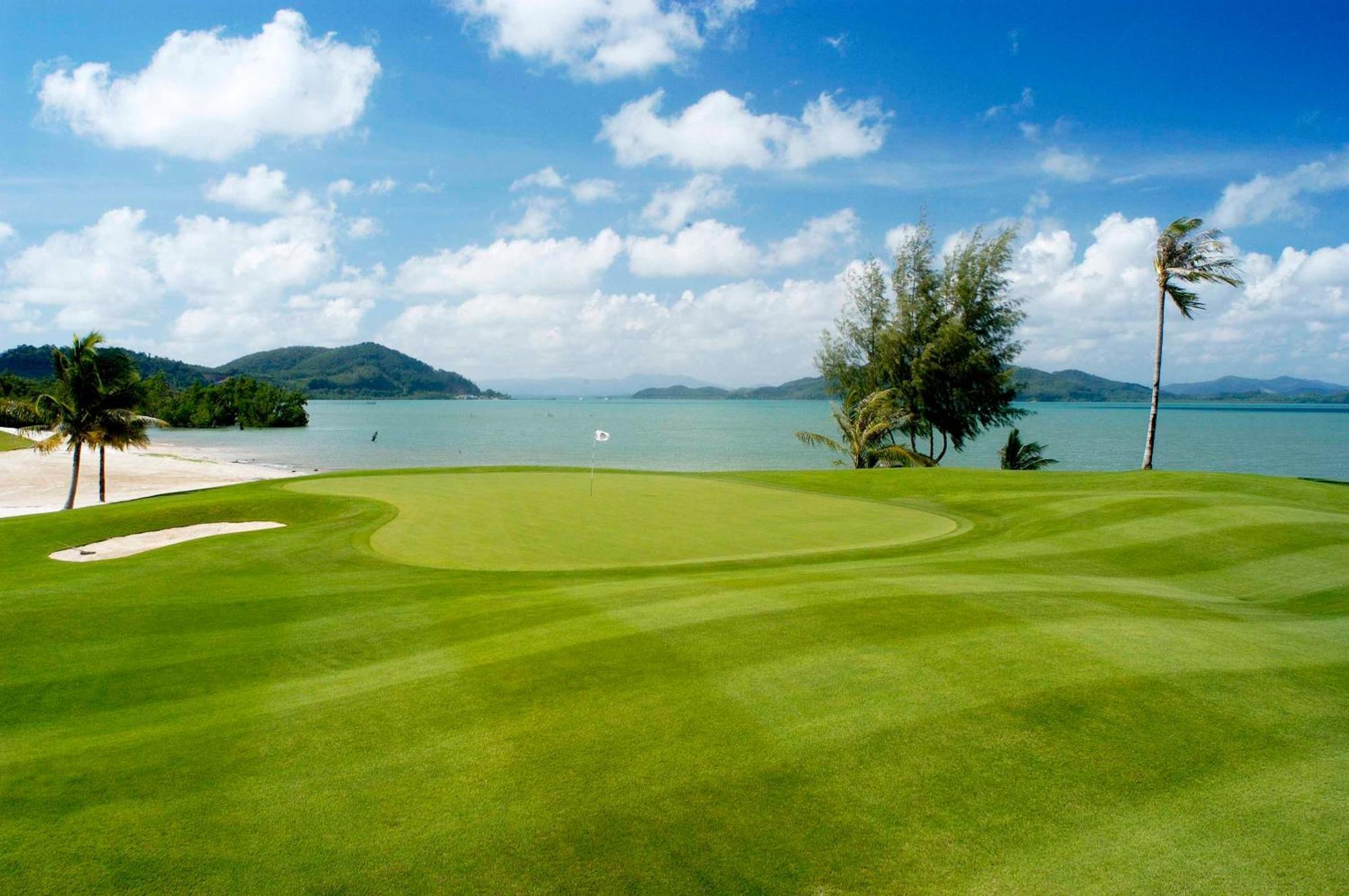 Mission Hills Phuket Golf Resort-Sha Extra Plus Por Bay Exterior photo